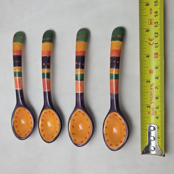 Tabletops Flamenco Peppers Serving Set - Picture 8 of 13